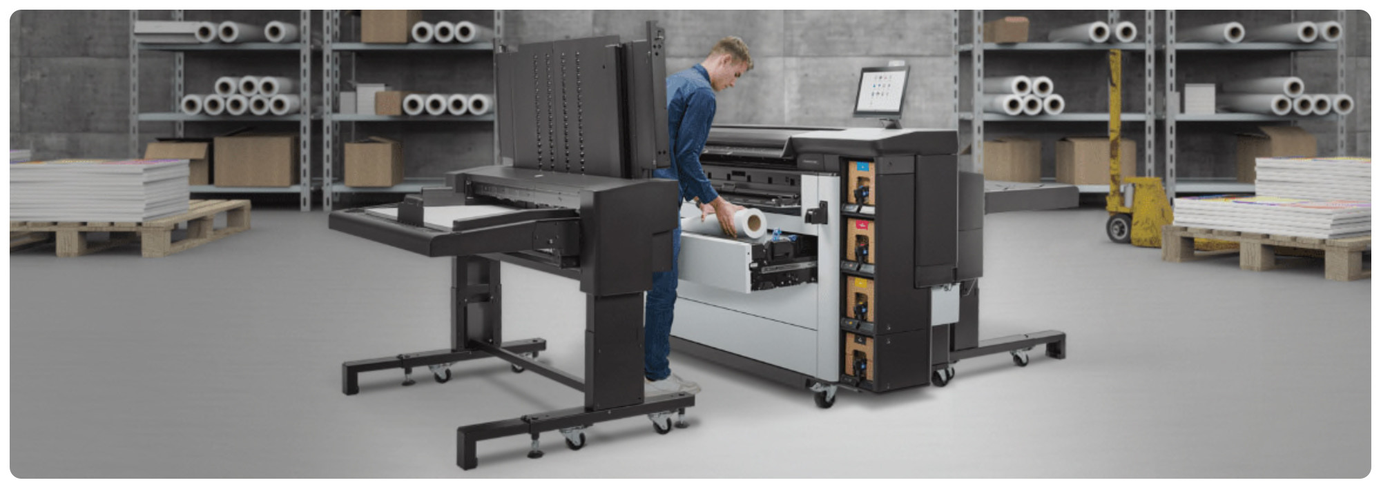 HP PageWide XL Pro 10000 office operation scene