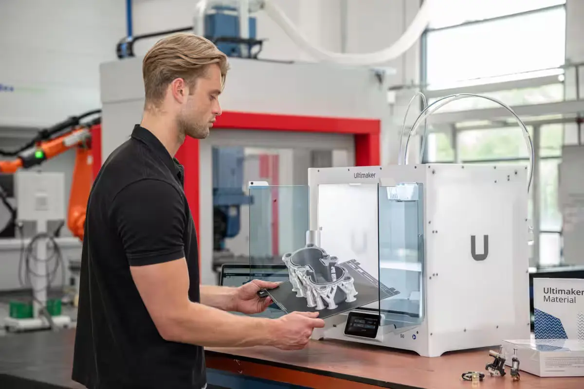Ultimaker S6 3D printer in a professional workspace